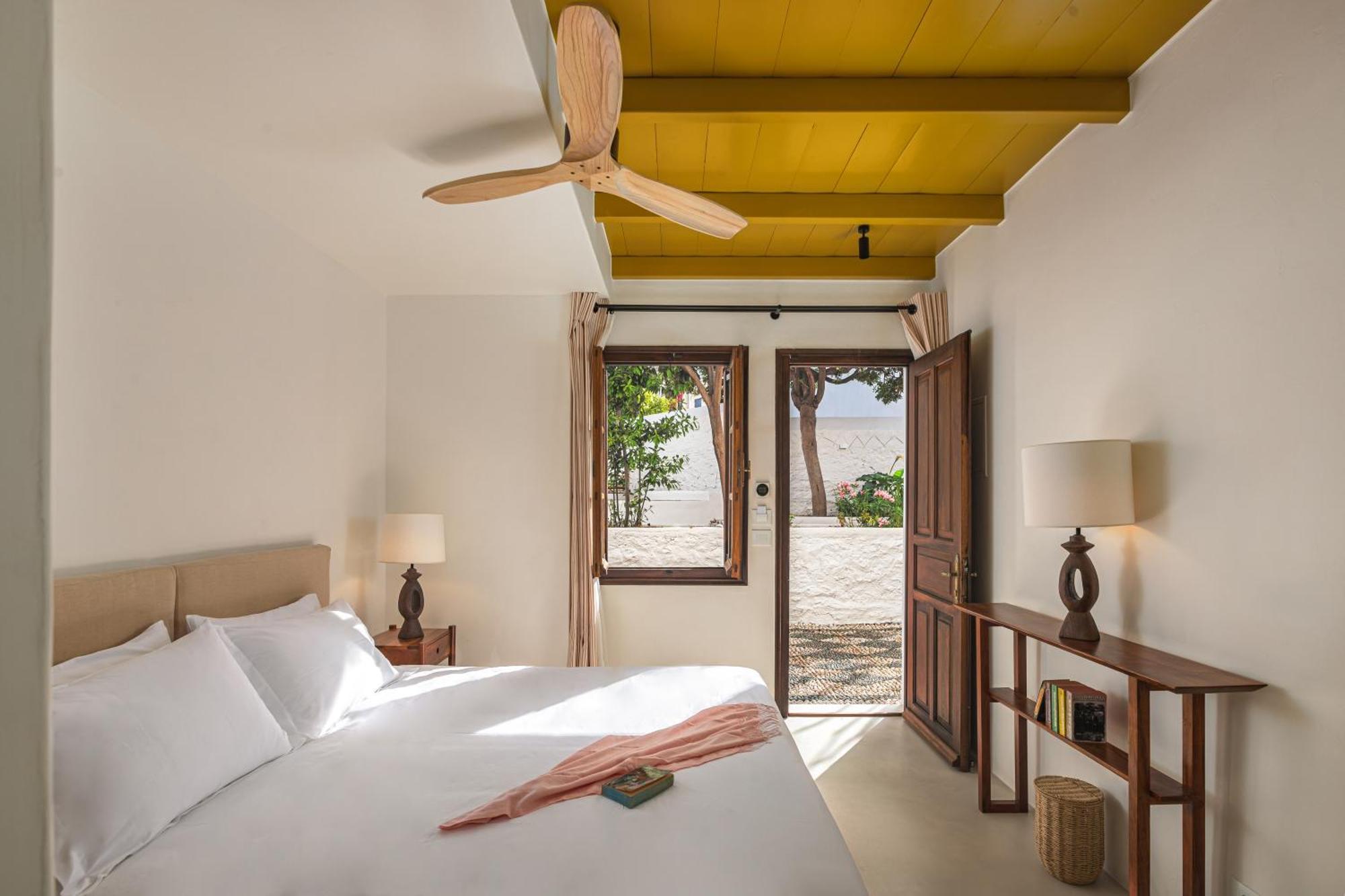 Teresa Spetses Hotel Kültér fotó